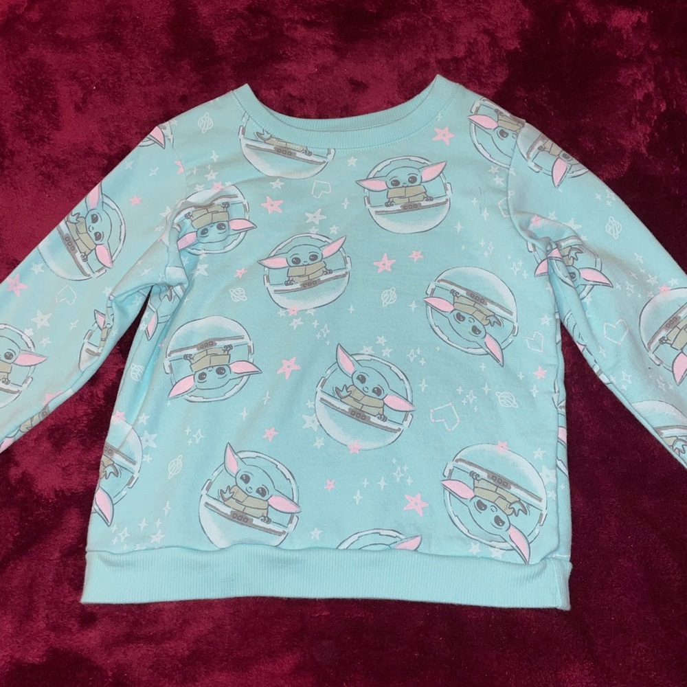 Grogu sweater!!